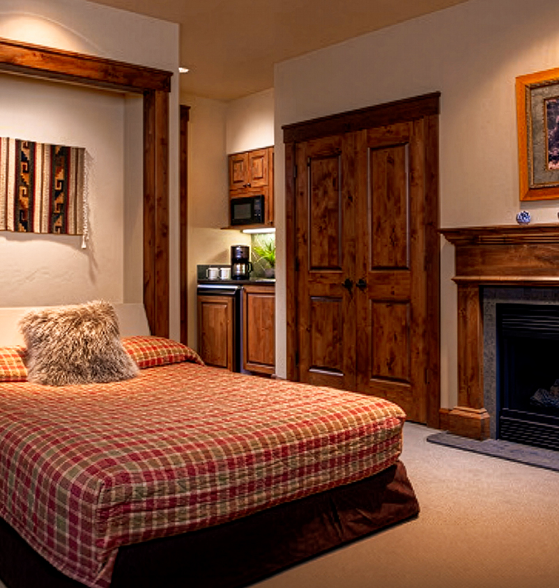 Parlor Suite Condo