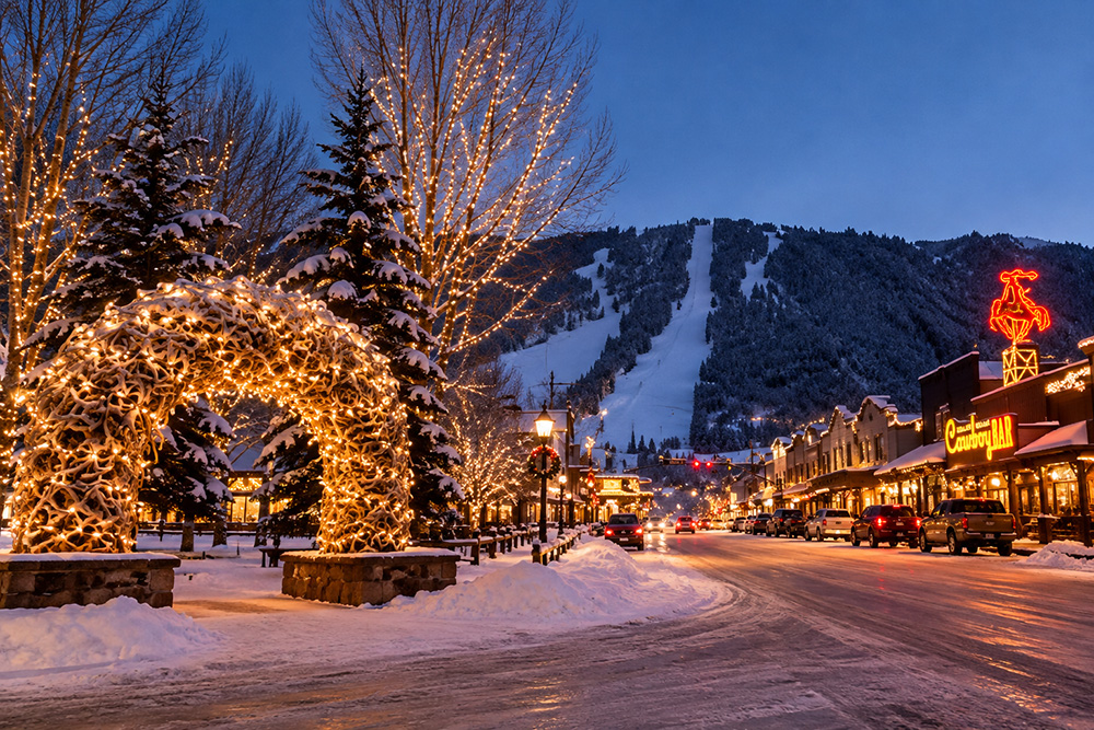 TJH Christmas Town Square