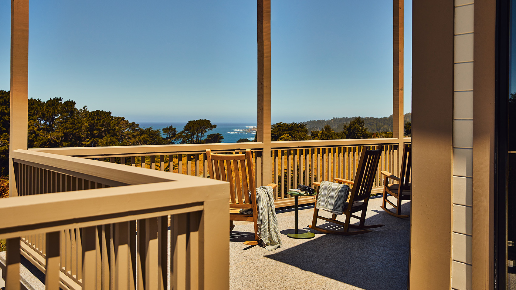 CH_Trailborn_Hill_House_Mendocino_CA_ROUND_1_623