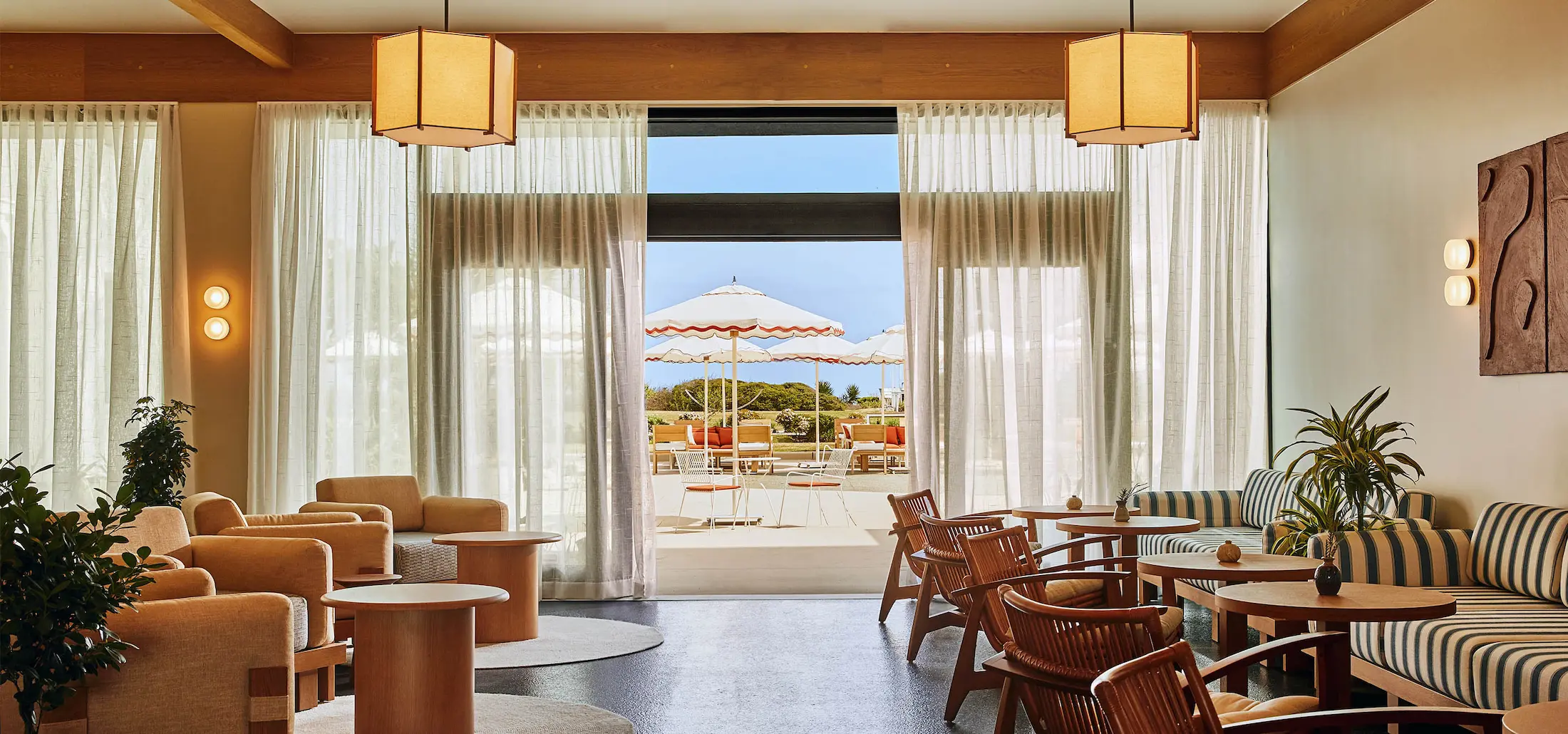 TSS_Web_Property-Homepage_Universal-Slideshow-01