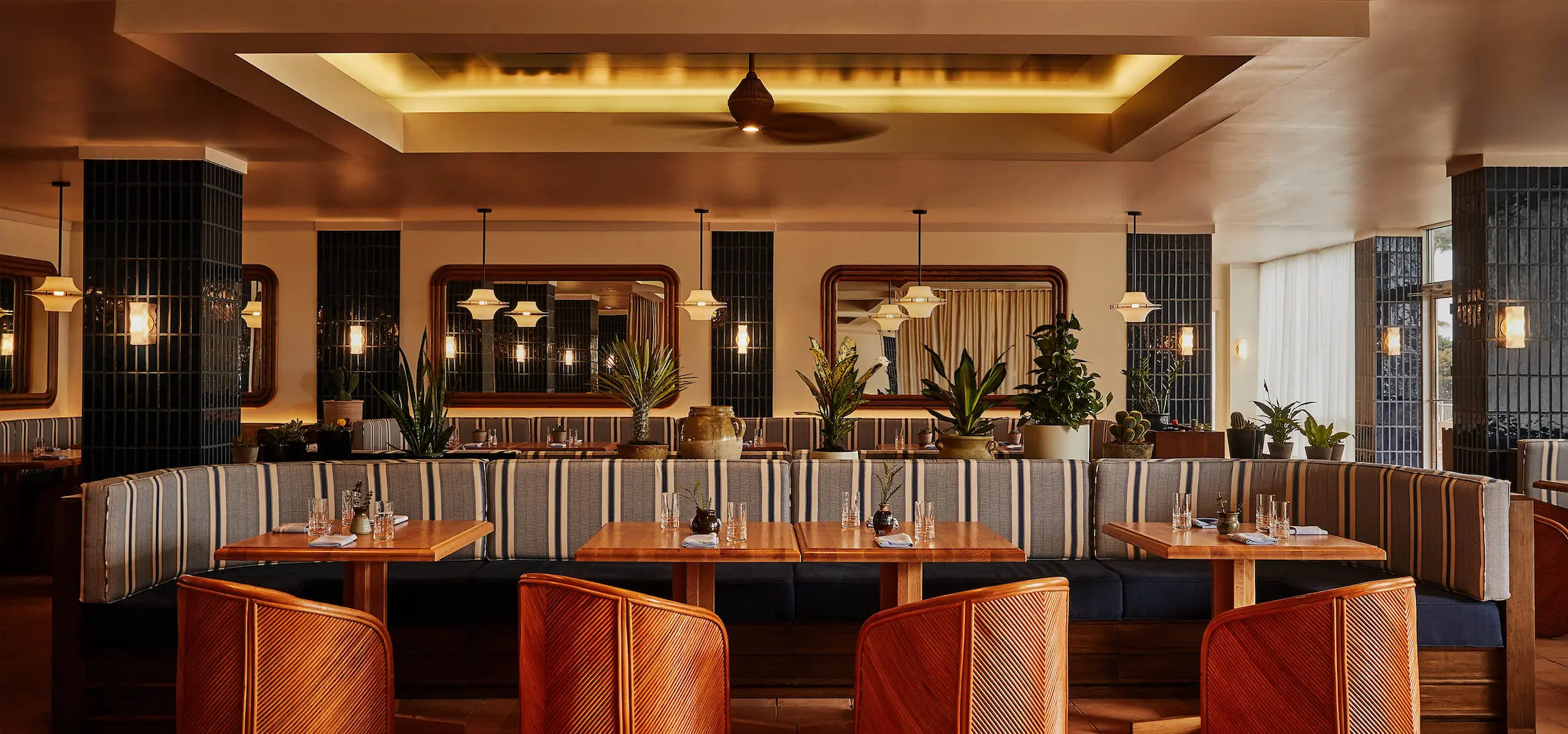 TSS_Web_Property-Homepage_Universal-Slideshow-05